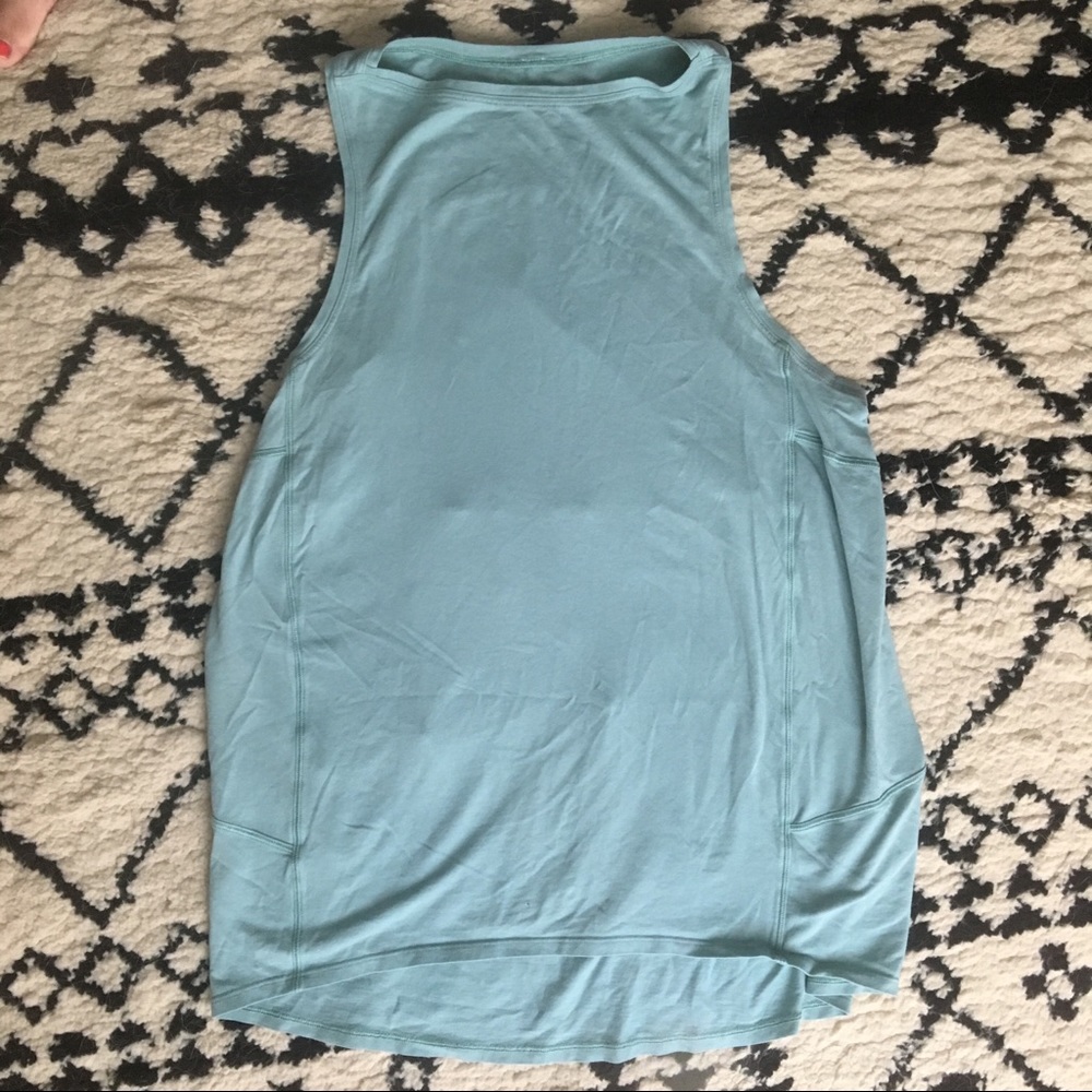 LULULEMON seafoam high-neck tank, size 6
